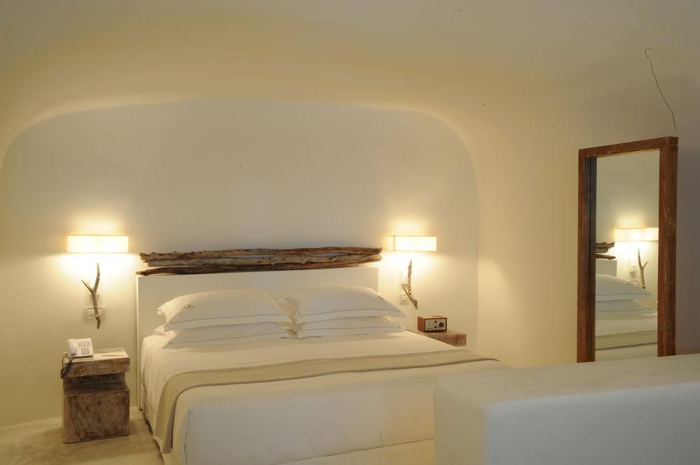Mystique, A Luxury Collection Hotel, Santorini (Adults Only) Oia  Bagian luar foto